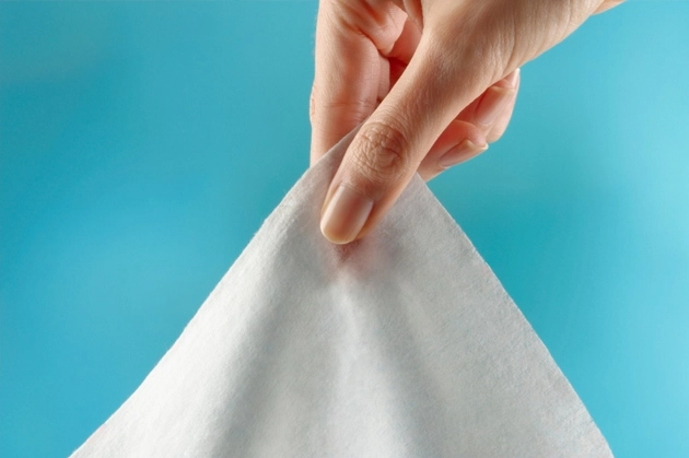 How Do You Win a Mate? 10 Bizarre Courtship Rituals That Actually Work.